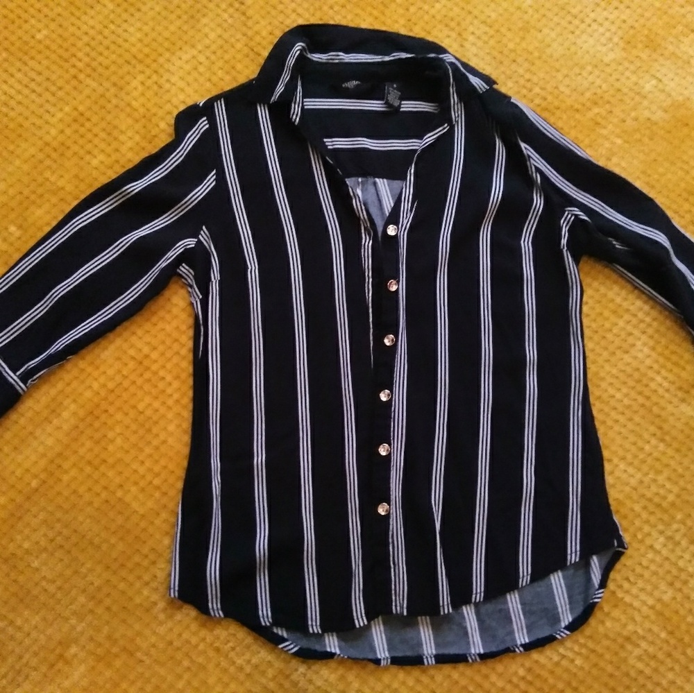 Milleniun stripped top